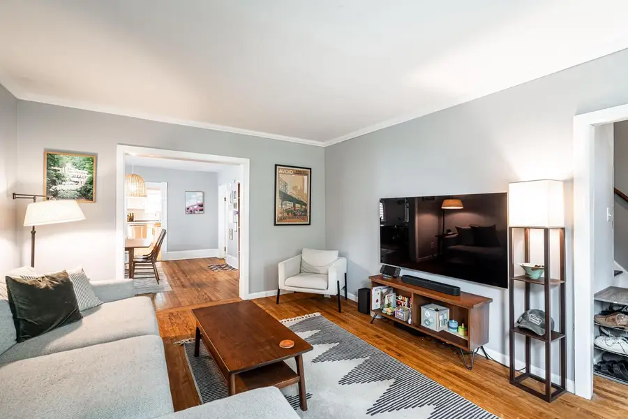 1931 N Bartlett AVENUE, Milwaukee, WI 53202 - #3