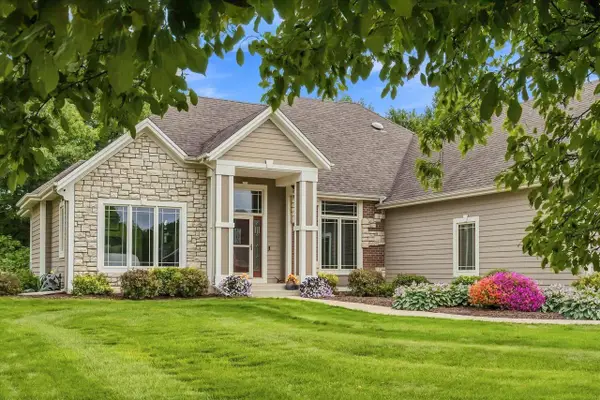 W144N9912 Sun Valley TRAIL, Germantown, WI 53022