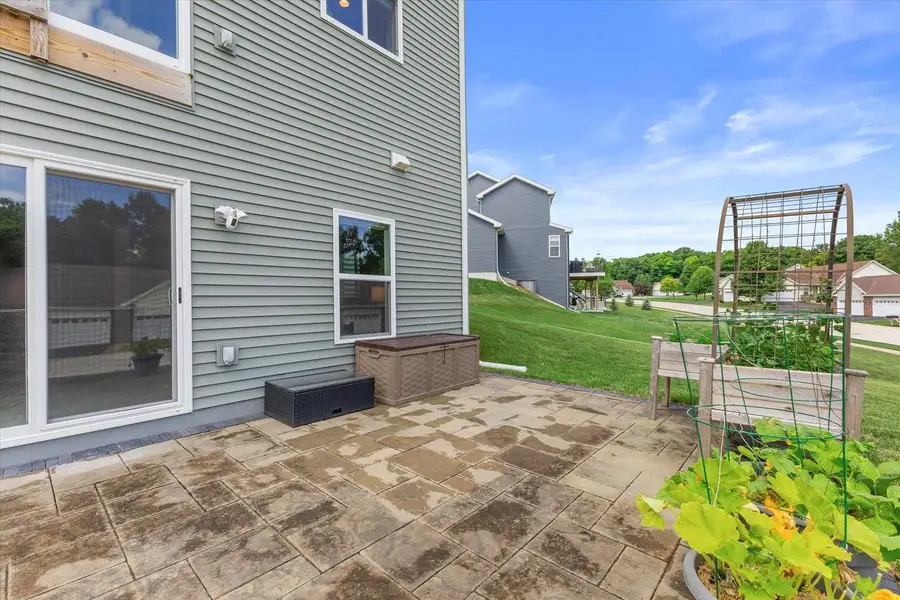 2501 Marie CIRCLE, Waukesha, WI 53189 - #3