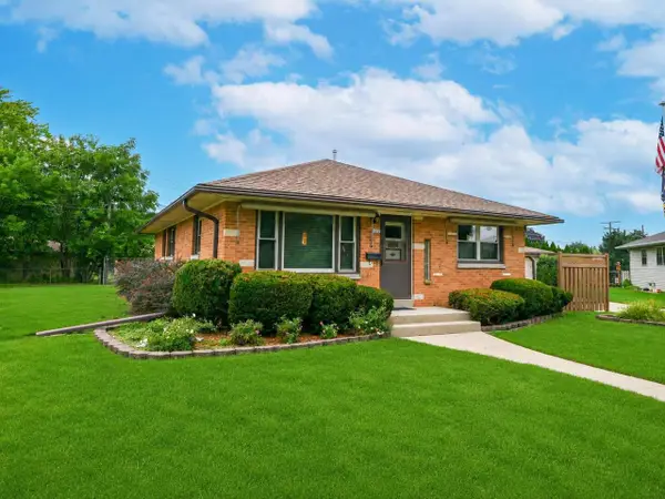 3220 S 82nd COURT, Milwaukee, WI 53219