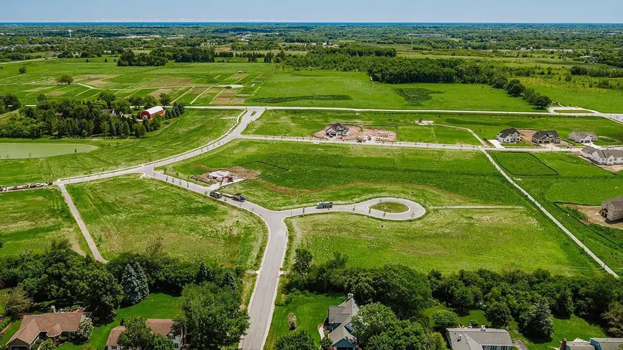 10176 N TUNDRA COURT #Lt73, Mequon, WI 53097 - #2