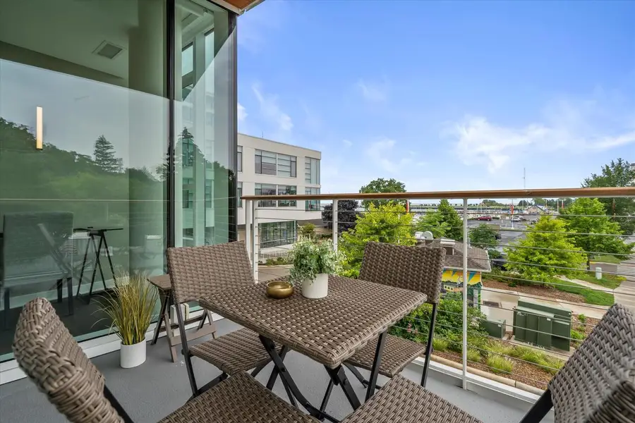 324 N Lake STREET #203, Port Washington, WI 53074 - #2