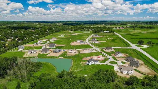 9993 N MIGRATORY LANE #Lt50, Mequon, WI 53097