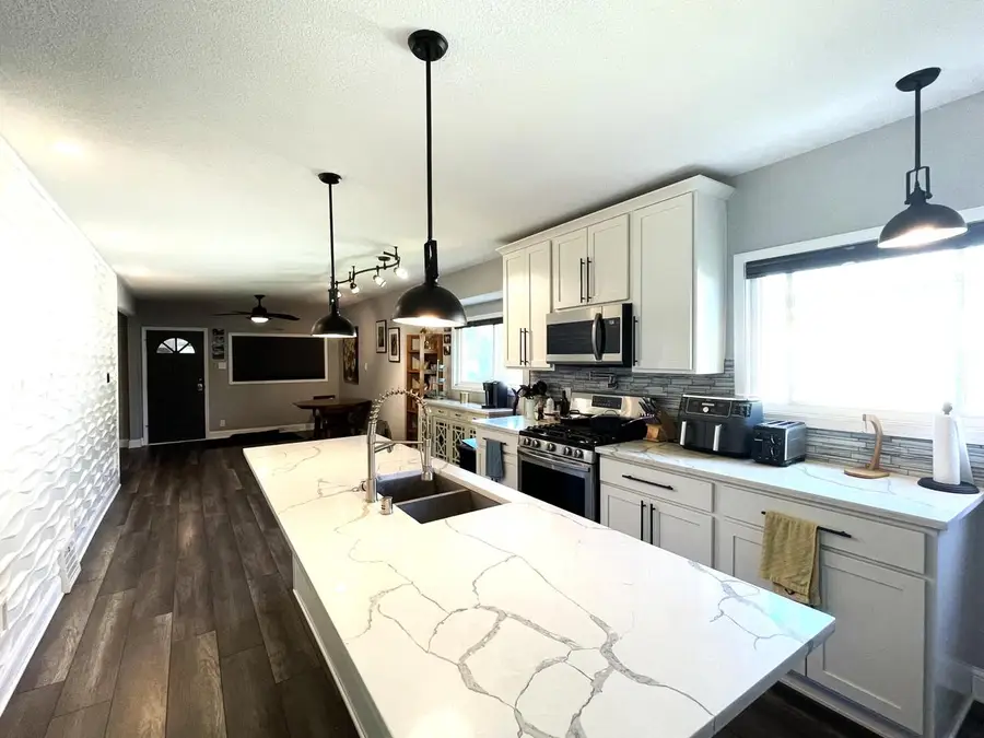1301 E Seeley STREET, Milwaukee, WI 53207 - #2