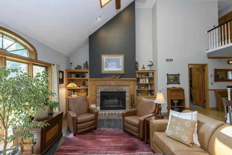 643 Cardiff DRIVE, Hartland, WI 53029 - #2