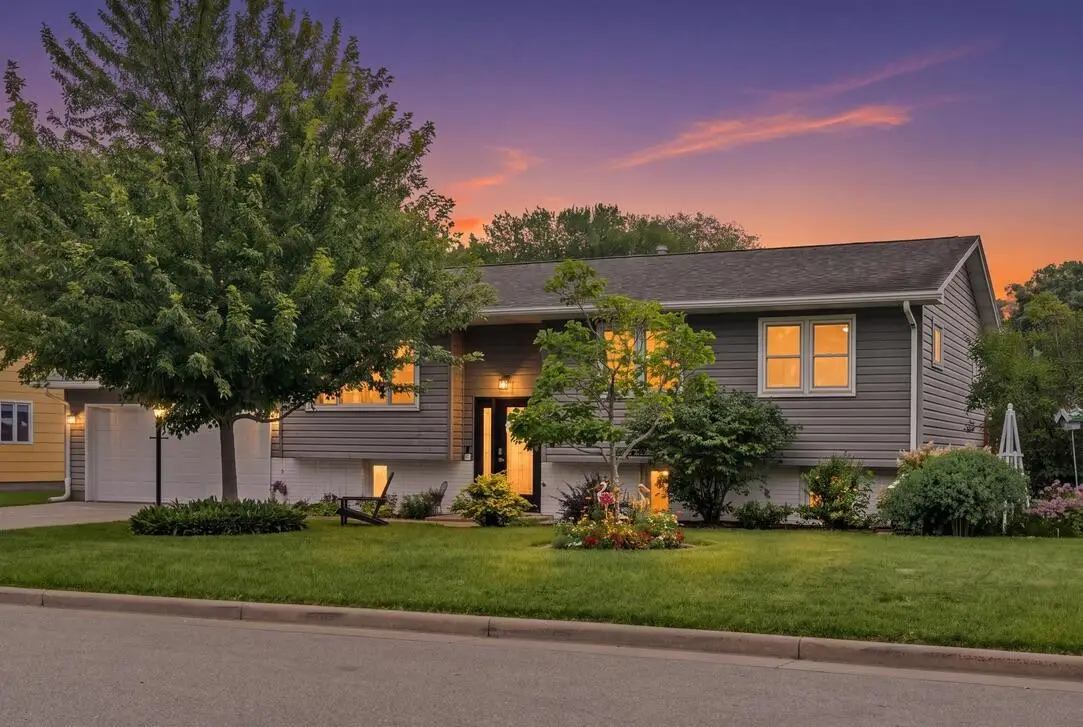 918 Park AVENUE, Onalaska, WI 54650 - #1