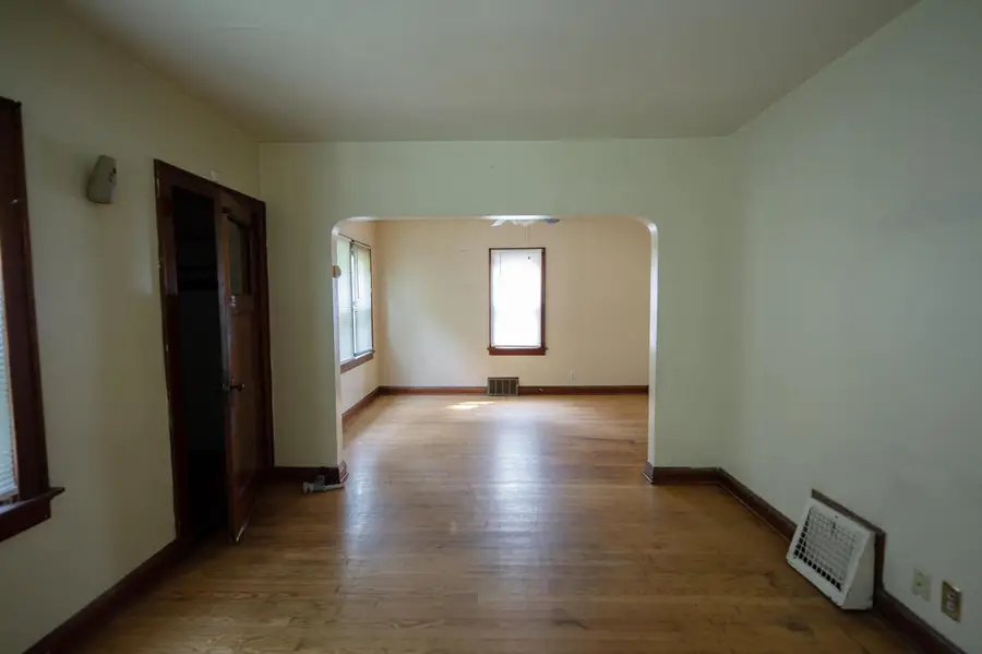 4441 N 36th STREET, Milwaukee, WI 53209 - #3
