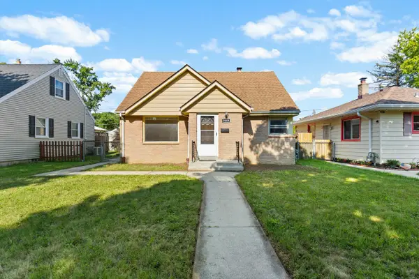 3449 N 77th STREET, Milwaukee, WI 53222