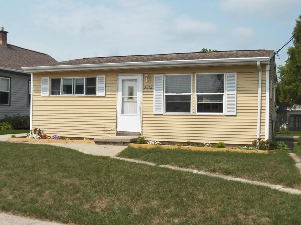 3512 Division STREET, Manitowoc, WI 54220 - #1