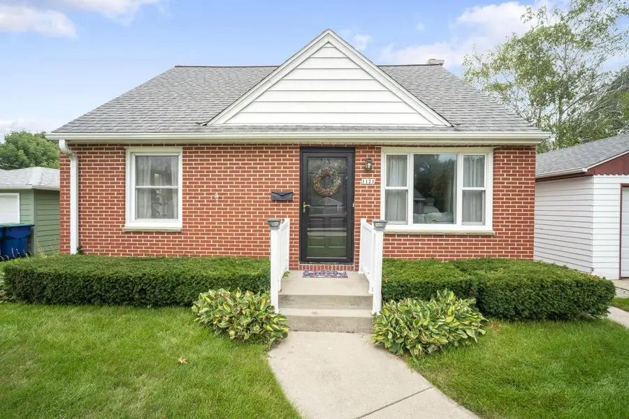 1121 2nd AVENUE, Grafton, WI 53024 - #2