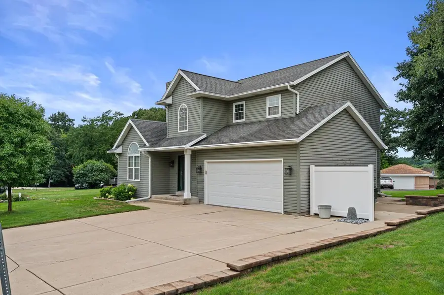 W2224 Oak Ridge AVENUE, East Troy, WI 53120 - #2