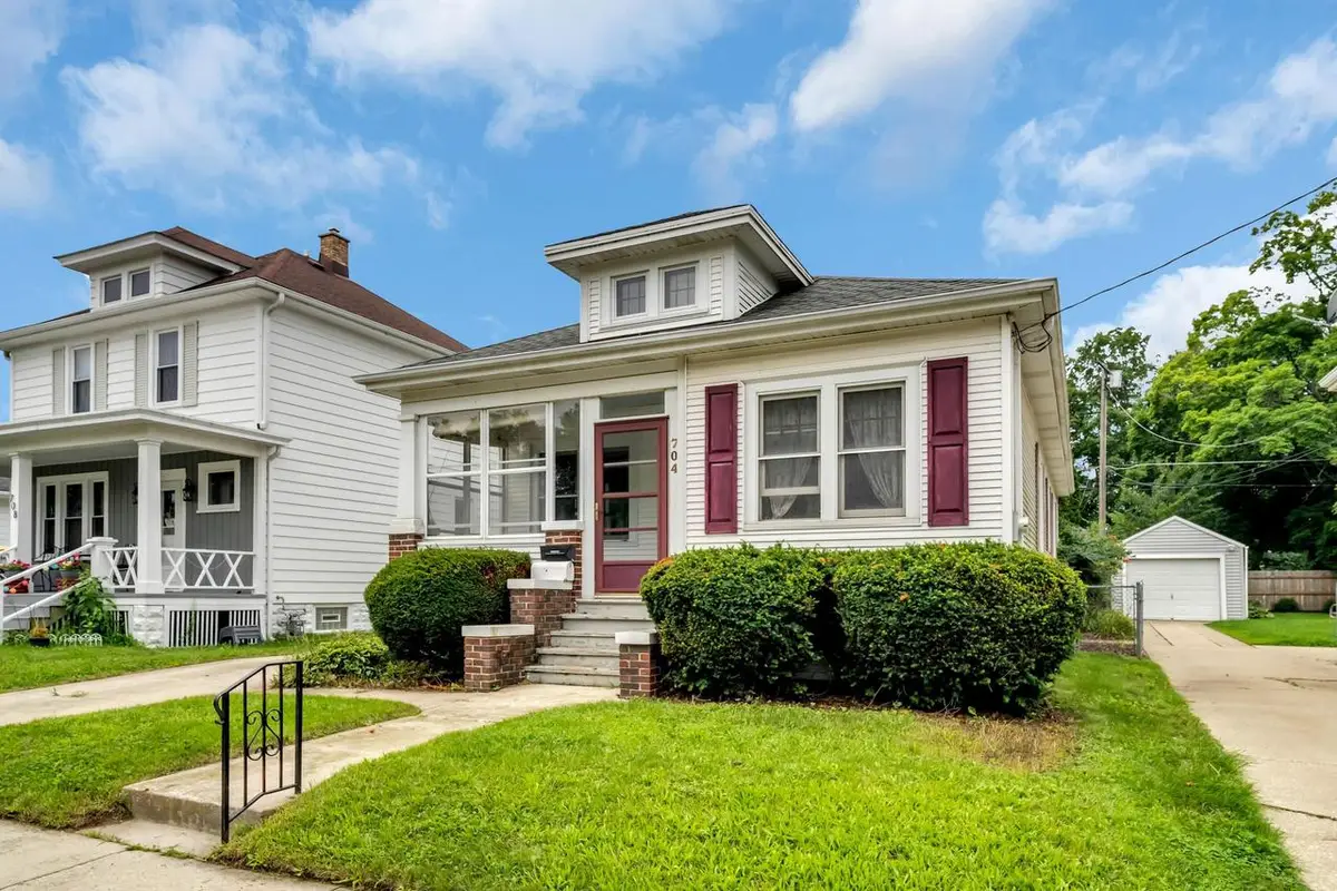 704 Belmont AVENUE, Racine, WI 53405 - #1