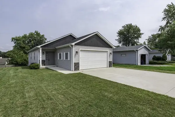 12123 222nd AVENUE, Bristol, WI 53104