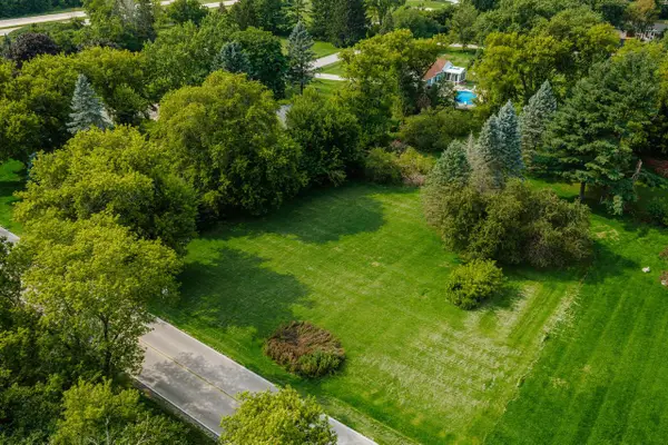 N56W36834 LISBON ROAD, Oconomowoc, WI 53066