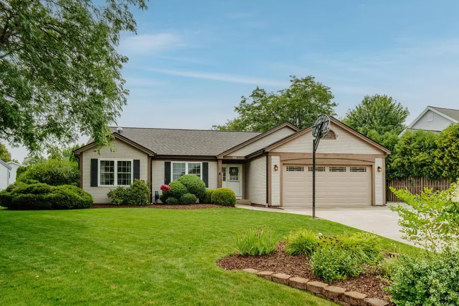 605 E Quail RUN, Oak Creek, WI 53154 - #3
