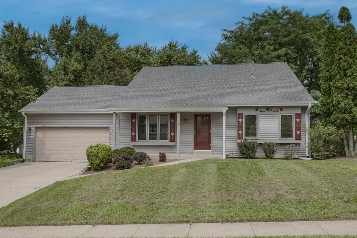 980 Bartlett DRIVE, Oconomowoc, WI 53066 - #1