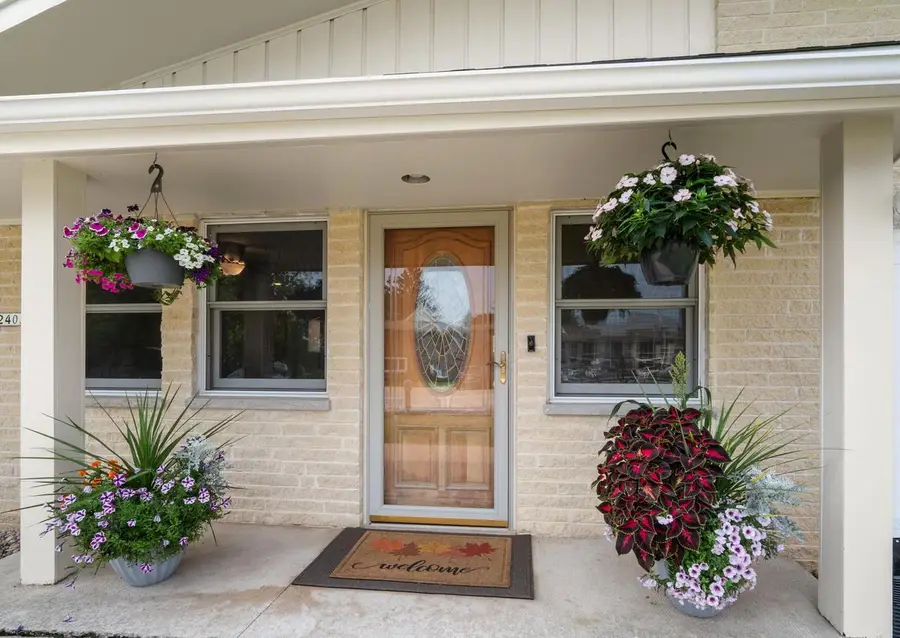 12405 W Euclid AVENUE, New Berlin, WI 53151 - #2