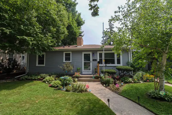 3413 3rd AVENUE, Abbotsford, WI 53402