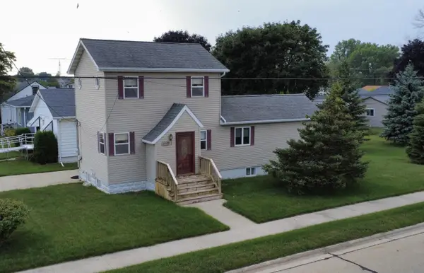 2700 Jackson STREET, Two Rivers, WI 54241