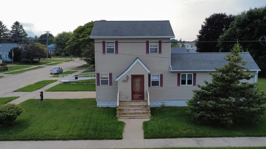 2700 Jackson STREET, Two Rivers, WI 54241 - #3