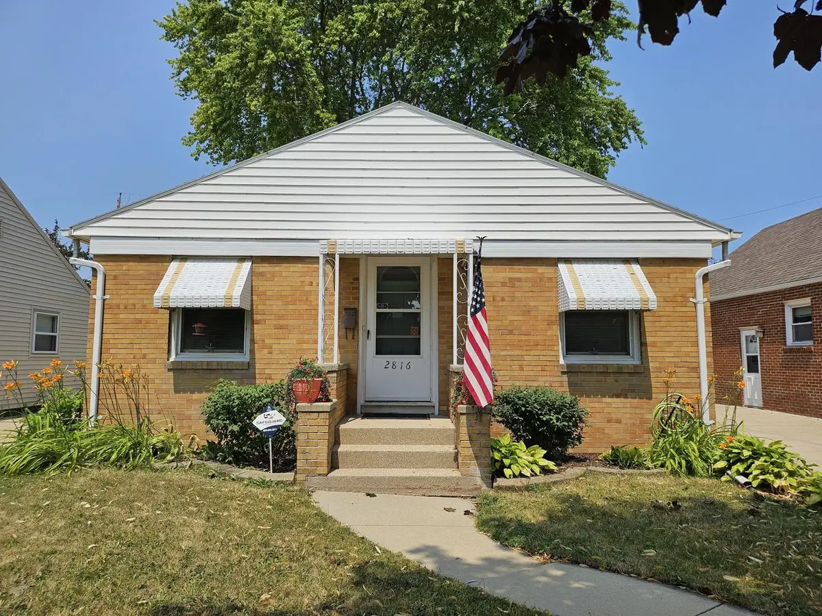 2816 Gillen STREET, Racine, WI 53403 - #1