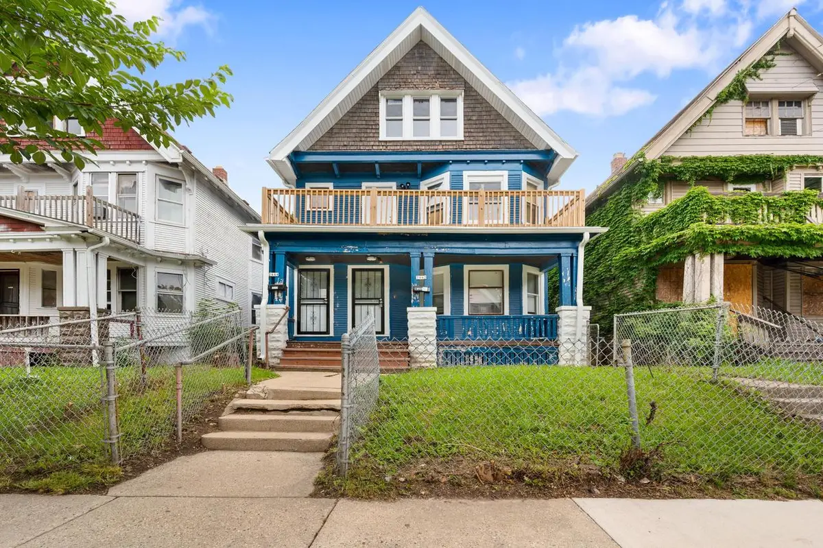 2442 N 39th STREET, Milwaukee, WI 53210 - #1