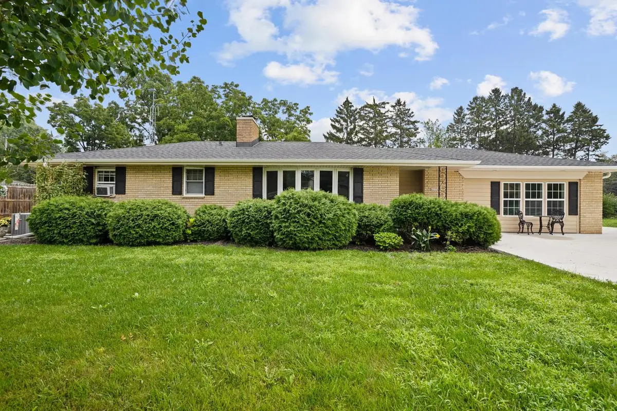 4223 Canterbury LANE, Mount Pleasant, WI 53403 - #1