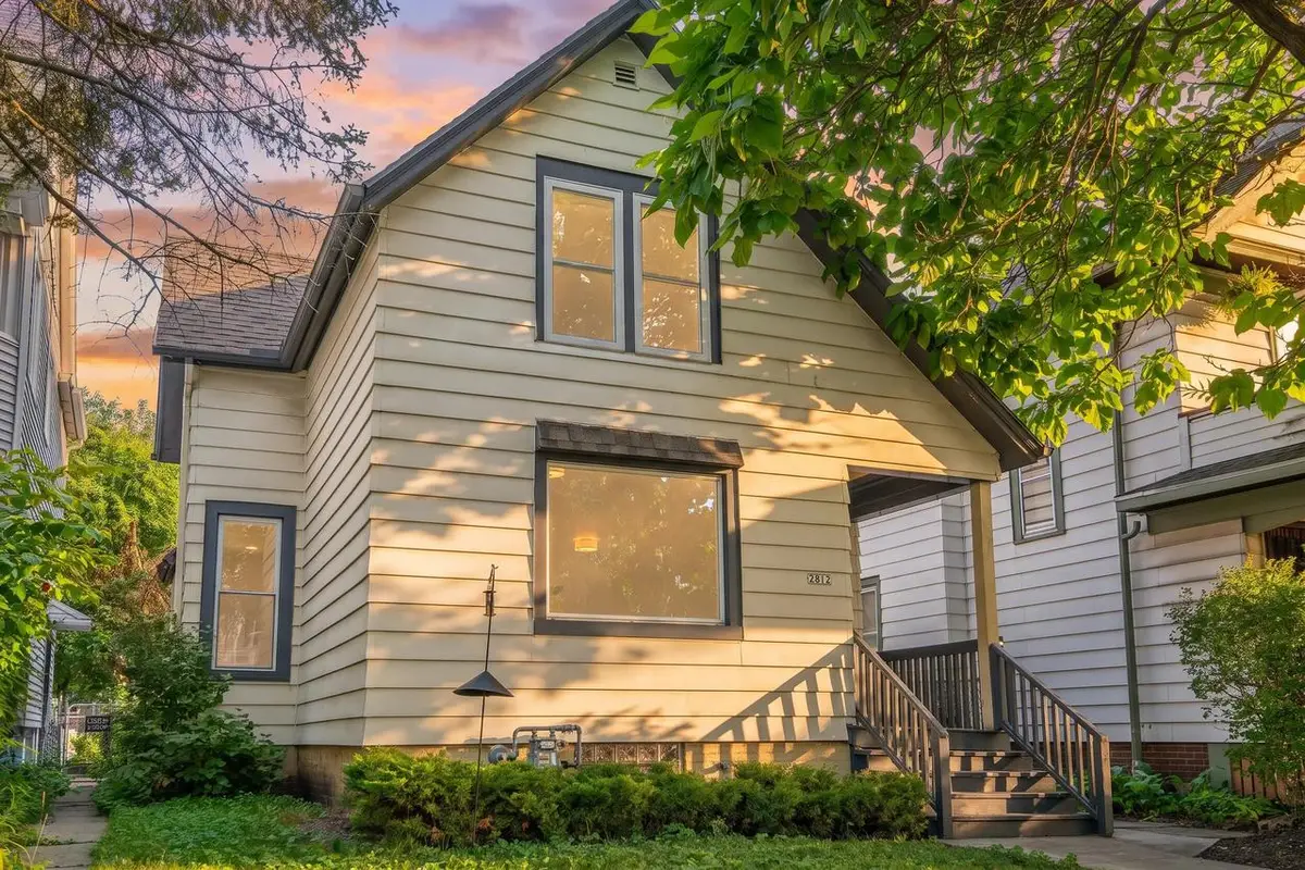 2812 N Pierce STREET, Milwaukee, WI 53212 - #1