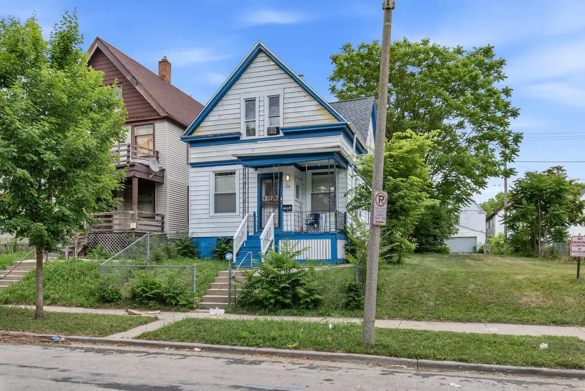 2848 N 19th STREET, Milwaukee, WI 53206 - #1