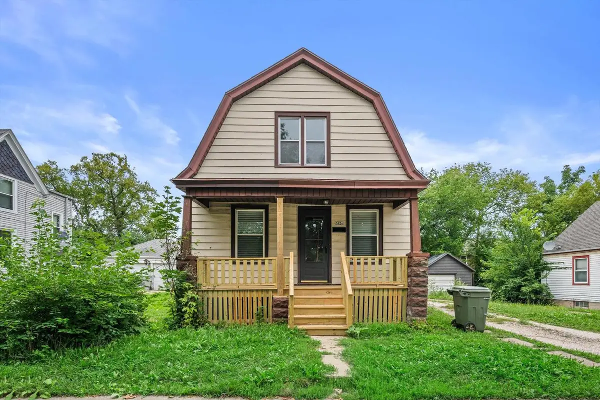 3026 W Eggert PLACE, Milwaukee, WI 53209 - #1