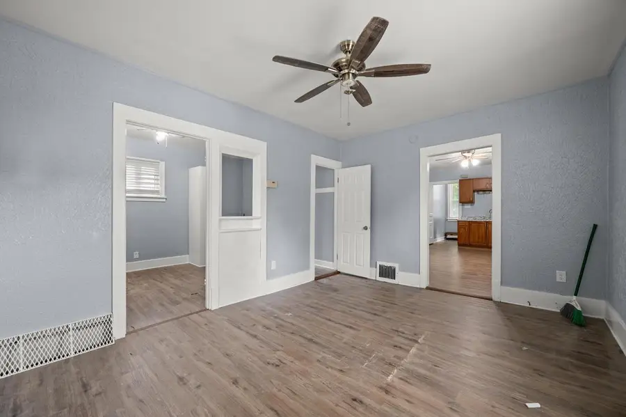 3026 W Eggert PLACE, Milwaukee, WI 53209 - #2