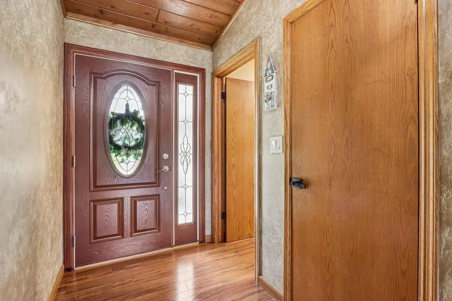 W235N6482 Outer Circle DRIVE, Sussex, WI 53089 - #3