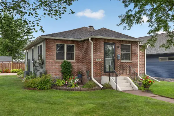 2101 Green Bay STREET, La Crosse, WI 54601