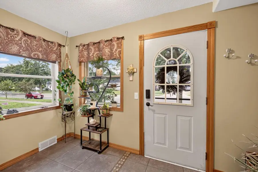 2101 Green Bay STREET, La Crosse, WI 54601 - #2