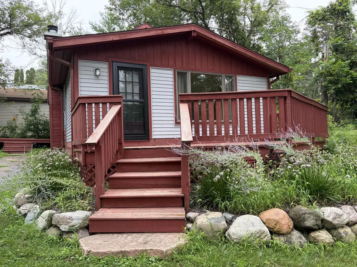 W3746 Lakeview DRIVE, Lake Geneva, WI 53147 - #1
