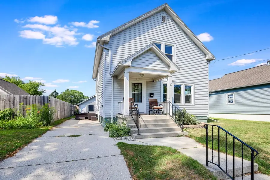 1606 Madison STREET, Manitowoc, WI 54220 - #2