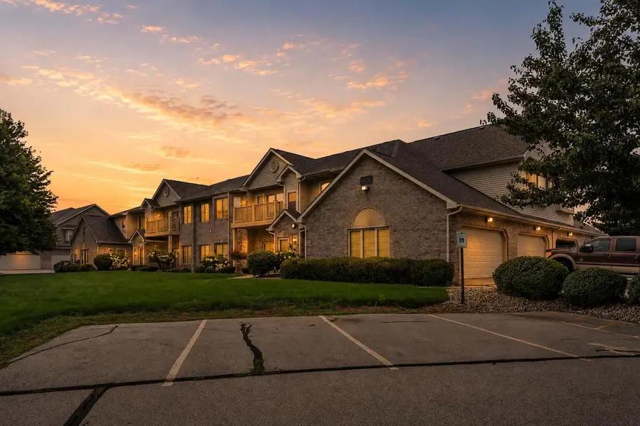 6631 Spring Hill DRIVE #67, Mount Pleasant, WI 53406 - #2