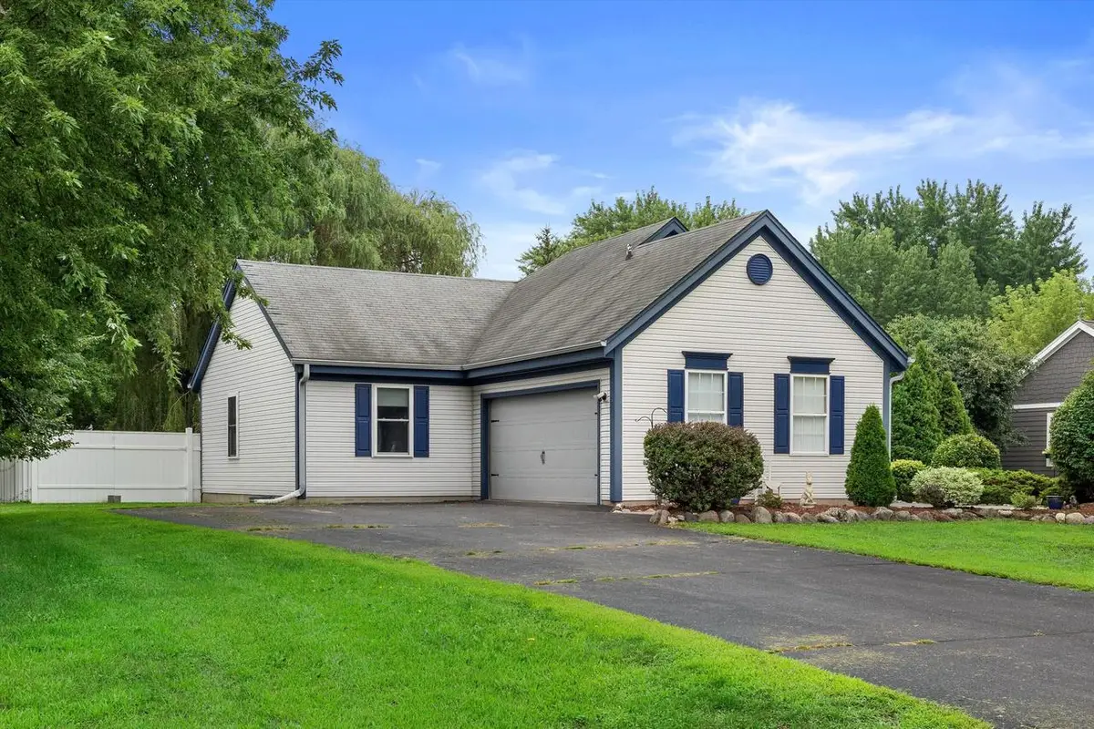 160 Cramer AVENUE, Dousman, WI 53118 - #1