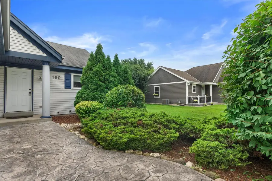 160 Cramer AVENUE, Dousman, WI 53118 - #3