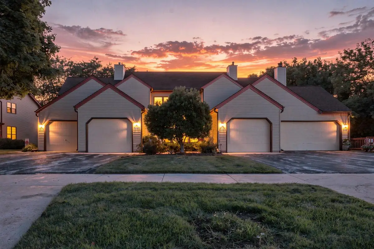 8141 S 88th STREET, Franklin, WI 53132 - #1