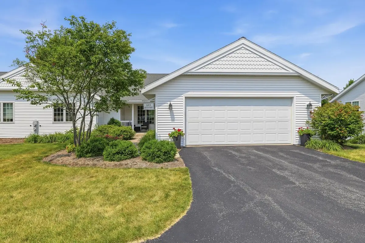 613 Otto LANE, Elkhart Lake, WI 53020 - #1