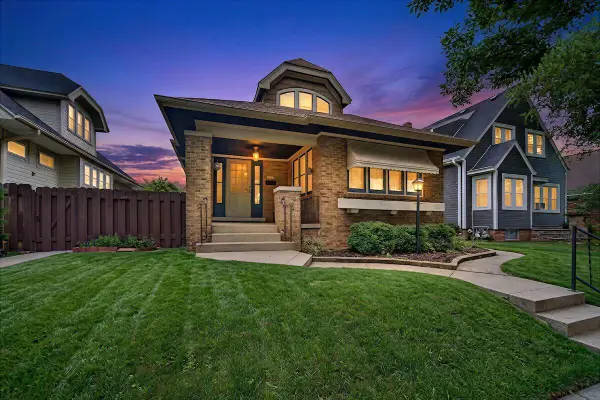 3364 S 17th STREET, Milwaukee, WI 53215