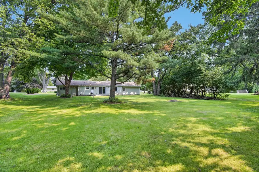 3830 Lakeview DRIVE, Mount Pleasant, WI 53403 - #3