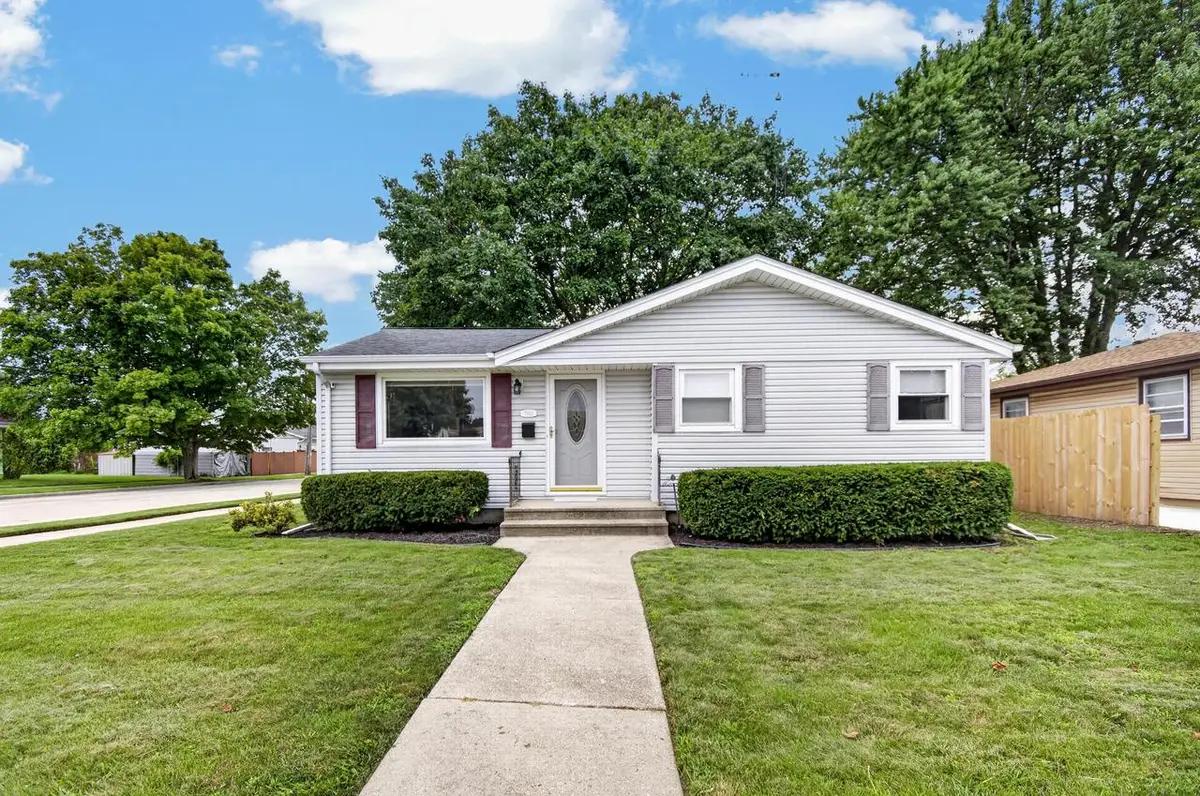 7852 32nd AVENUE, Kenosha, WI 53142 - #1
