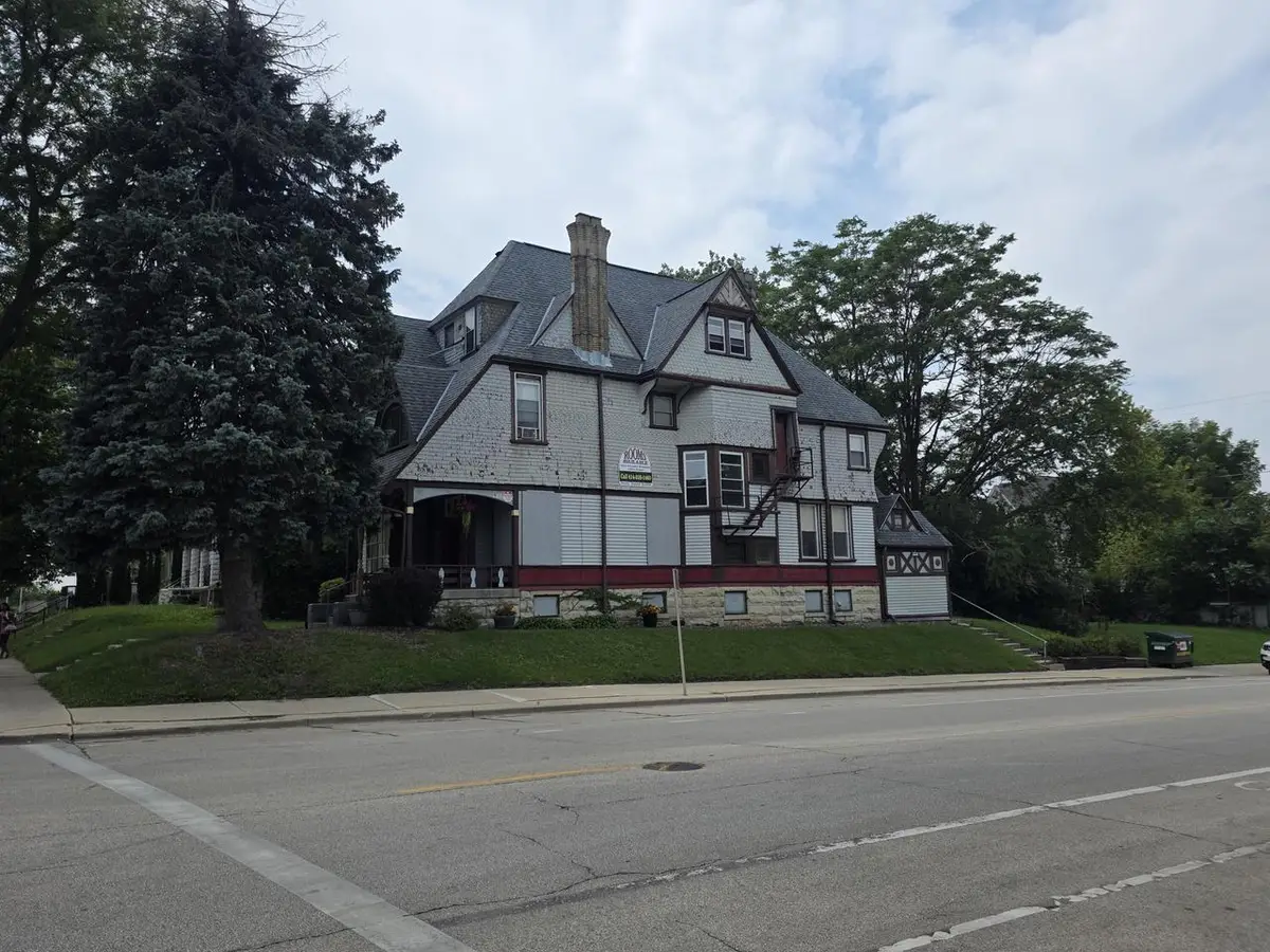 761 N 25th STREET, Milwaukee, WI 53233 - #1