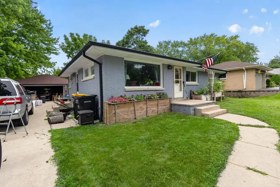 4436 W Dunwood ROAD, Brown Deer, WI 53223 - #2