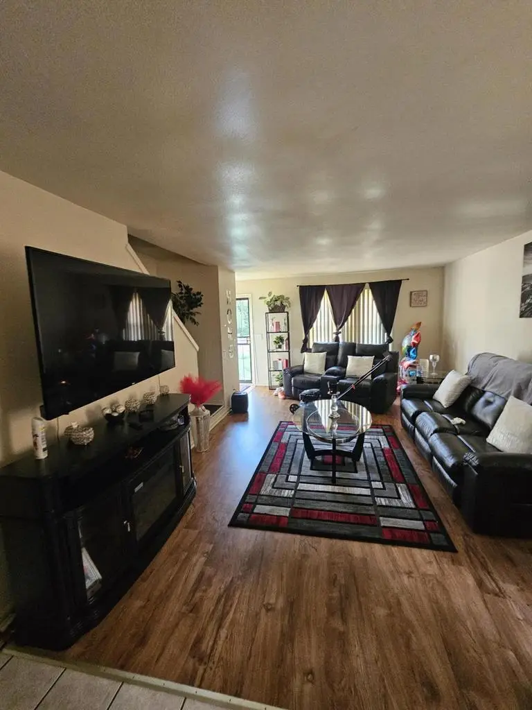 10434 W Kiehnau AVENUE #10436, Milwaukee, WI 53224 - #3