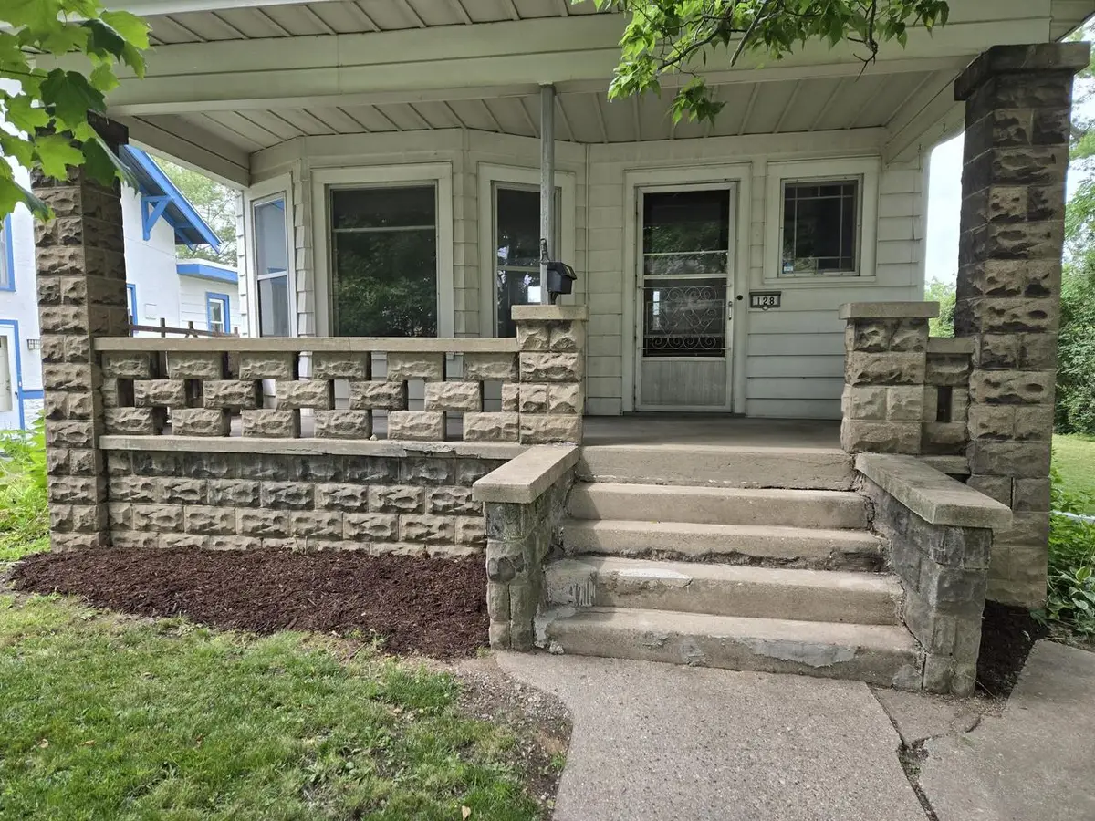 128 Hinman AVENUE, Waukesha, WI 53186 - #1