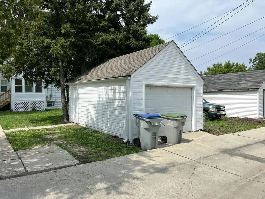 4556 N 29th STREET, Milwaukee, WI 53209 - #3