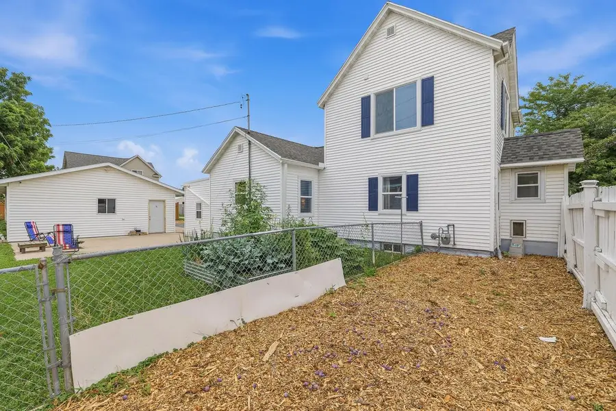 129 W Scott STREET, Fond Du Lac, WI 54935 - #2